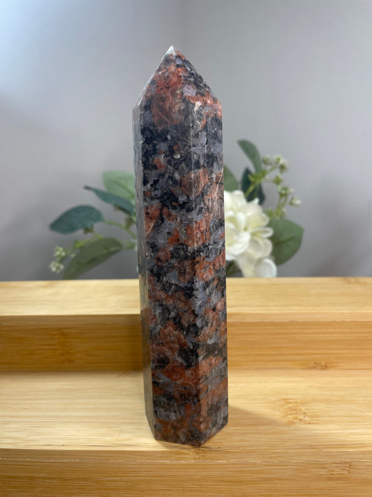 Red Feldspar Granite Tower