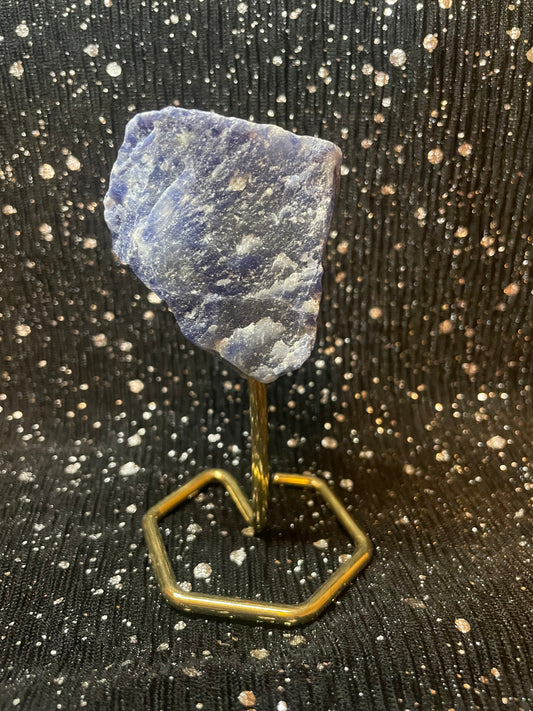 Sodalite on gold stand