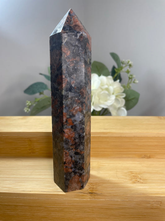 Red Feldspar Granite Tower