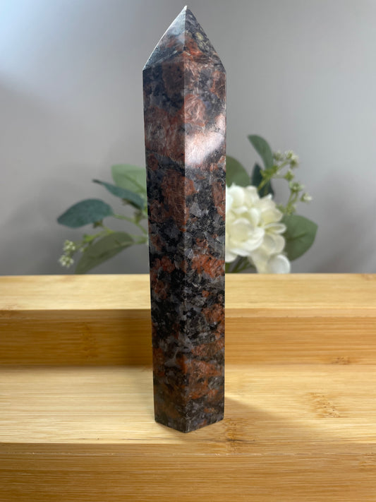 Red Feldspar Granite Tower