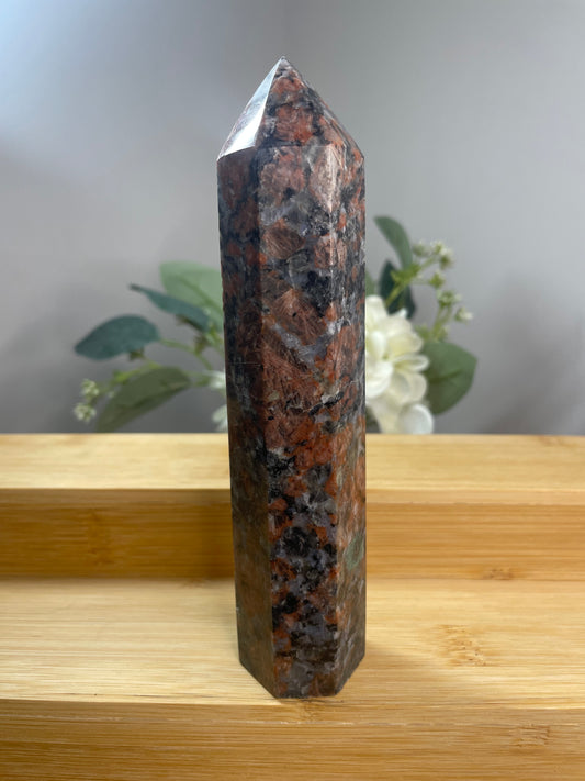 Red Feldspar Granite Tower