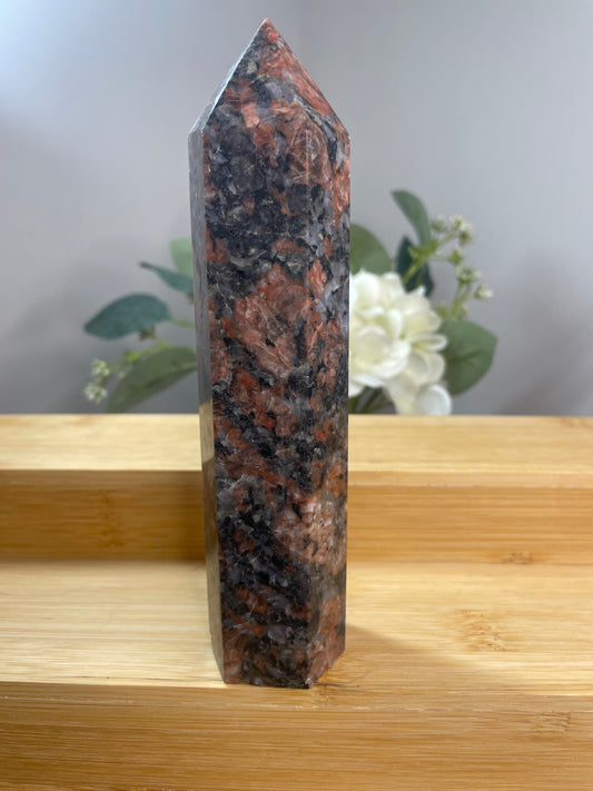 Red Feldspar Granite Tower