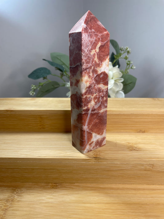 Waigu Jasper Obelisk