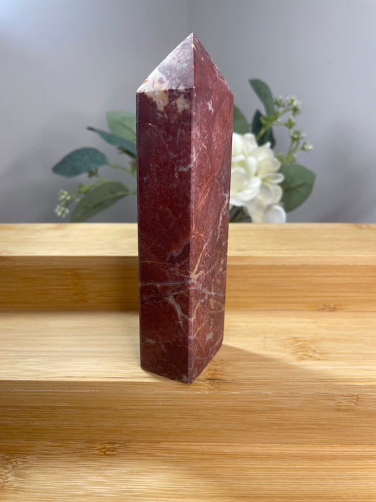 Waigu Jasper Obelisk