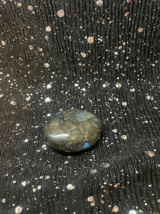 Labradorite Palm Stome